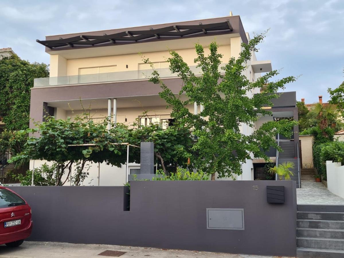 Villa Ska พูลา ภายนอก รูปภาพ